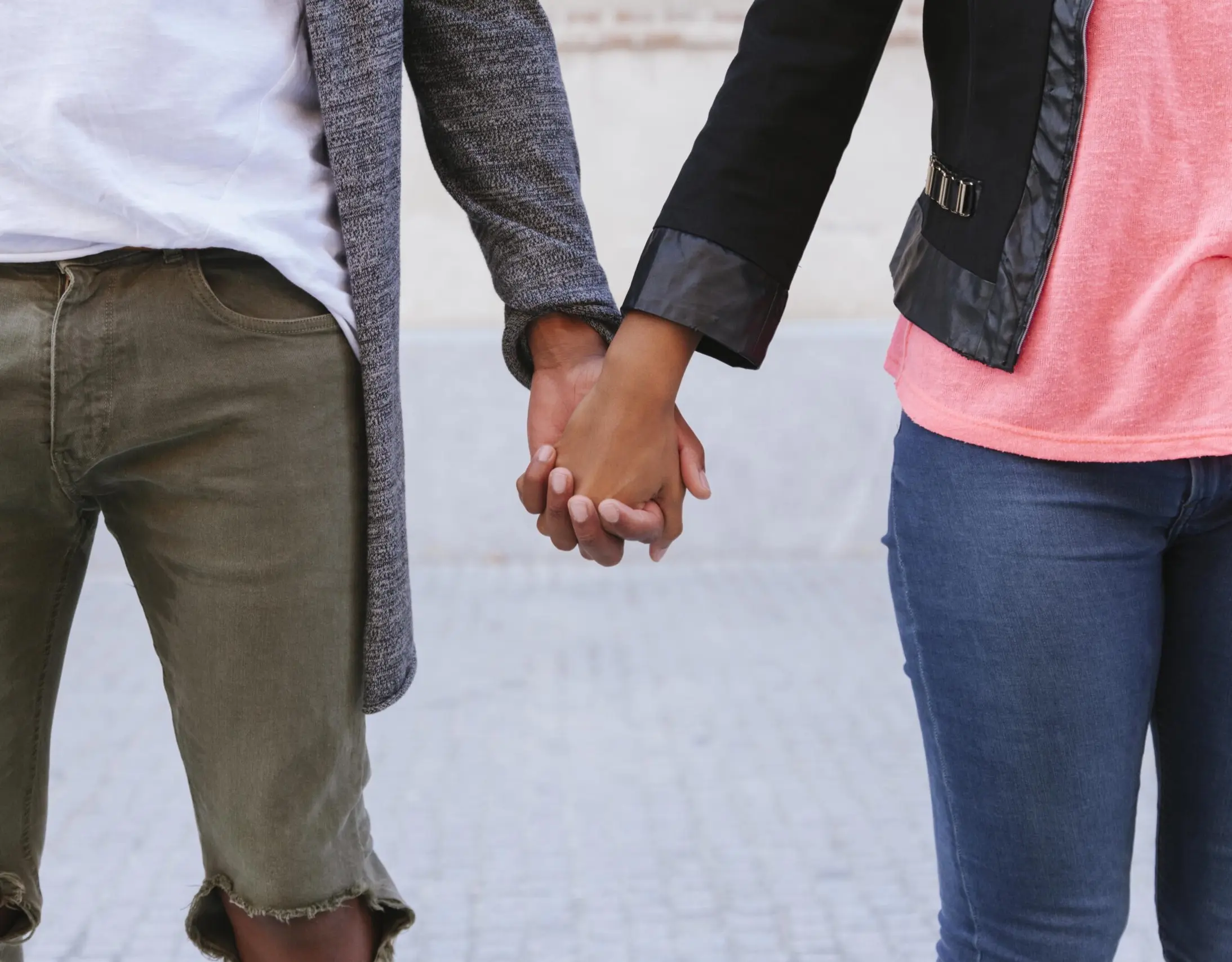 rear-view-friends-standing-water-scaled-1-1